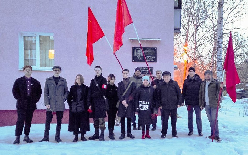 Активисты в Пензе помнят и чтят Виктора Илюхина